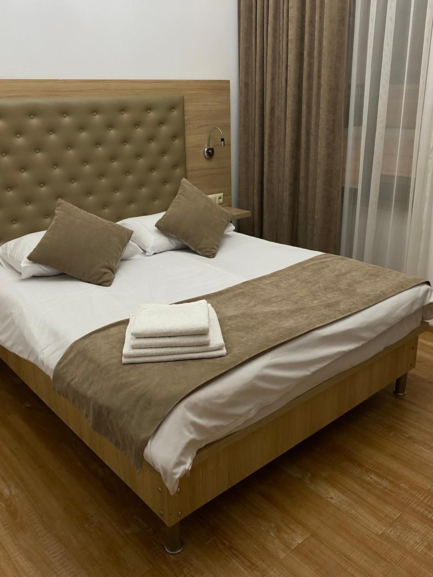 Hotel Varios Μπατούμι Εξωτερικό φωτογραφία