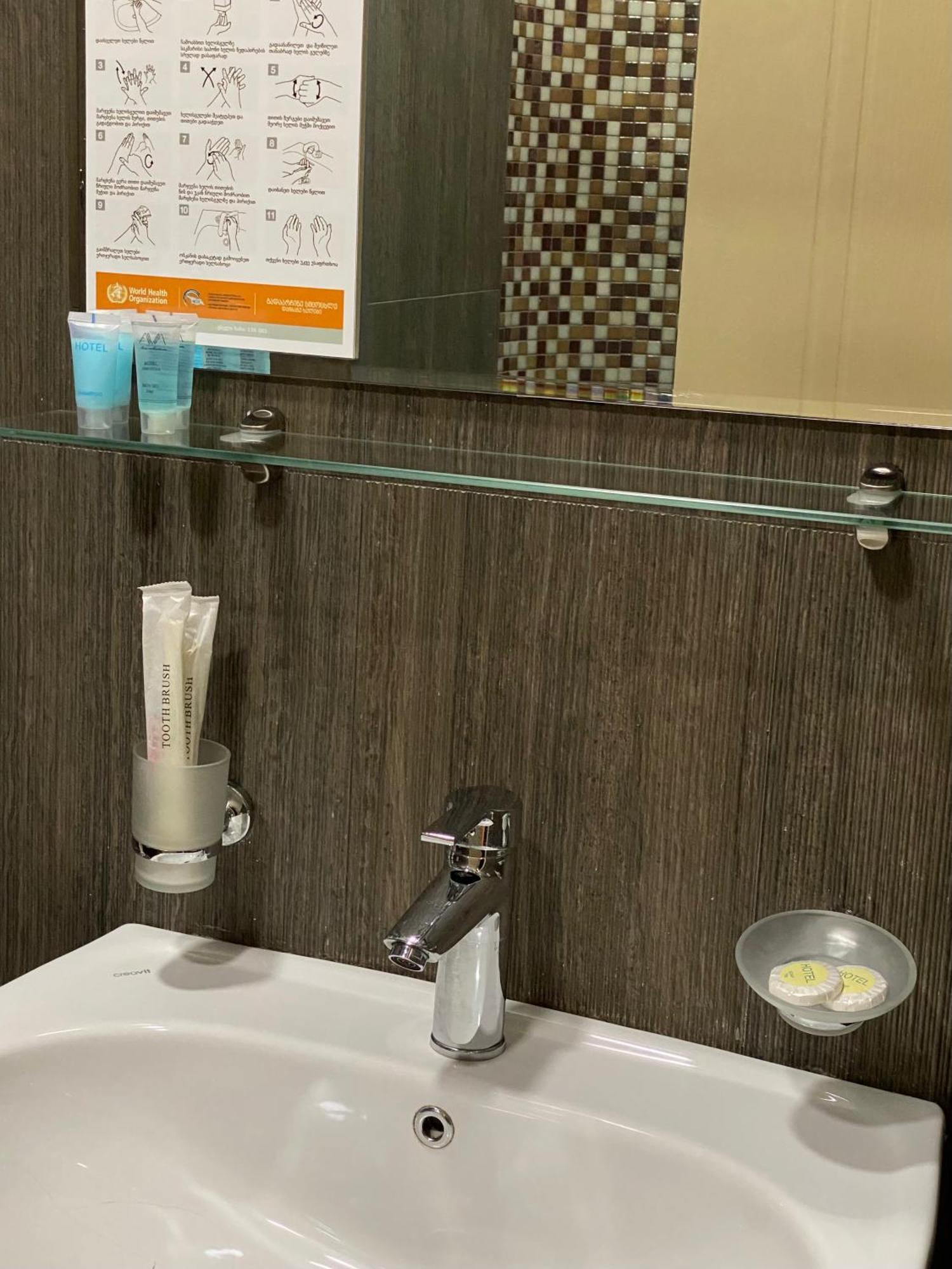 Hotel Varios Μπατούμι Εξωτερικό φωτογραφία
