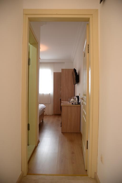 Hotel Varios Μπατούμι Εξωτερικό φωτογραφία